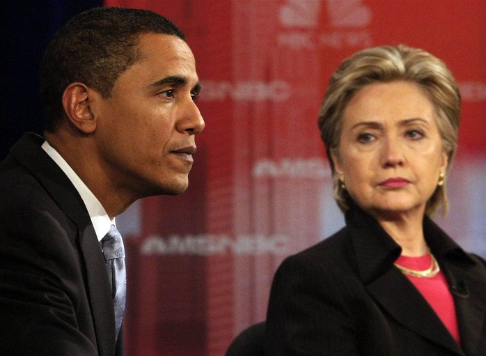 
Tổng thống Obama và bà Hillary Clinton. Ảnh: Reuters
