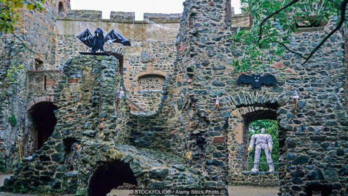 Lâu đài Frankenstein khá vắng lặng dù mở cửa tham quan miễn phí. Ảnh: Alamy Stock Photo