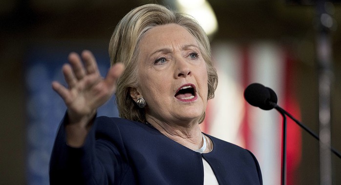 
FBI gây không ít rắc rối cho bà Clinton. Ảnh: AP
