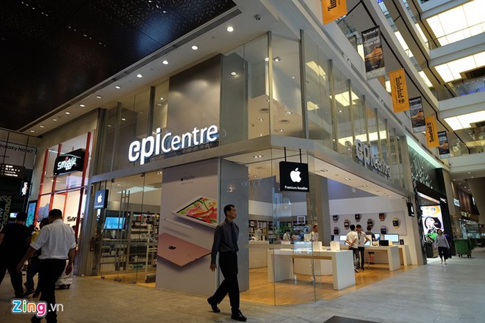 
Cửa hàng của ePi Centre, một trong những nơi bán ra iPhone 7 và 7 Plus ở Singapore, nằm bên trong khu trung tâm thương mại Somerset.
