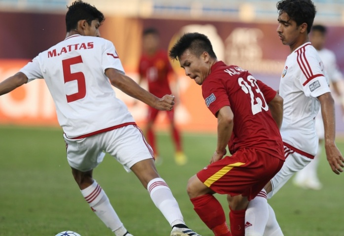 Chia điểm với U19 UAE để lại sự tiếc nuối nhưng cũng khiến người hâm mộ lo lắng vì U19 Việt Nam đá quá rắn