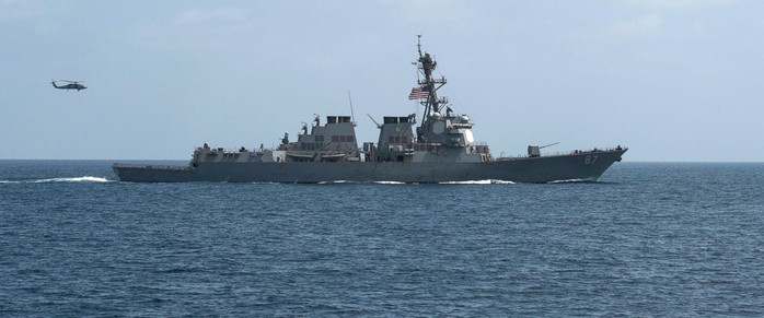 
Tàu khu trục USS Mason của Mỹ. Ảnh: Reuters

