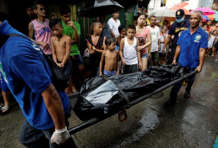 
Hàng ngàn người đã thiệt mạng trong chiến dịch chống ma túy của Tổng thống Duterte. Ảnh: Reuters
