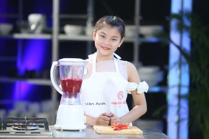 
Vân Anh
