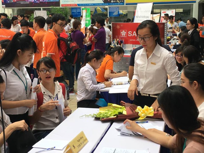 
Người lao động làm việc theo hợp đồng lao động mùa vụ có thời hạn từ đủ 3 tháng đến dưới 12 tháng cũng phải tham gia bảo hiểm thất nghiệp
