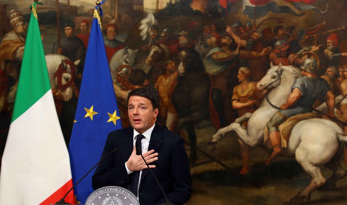Thủ tướng Ý Matteo Renzi phát biểu sau cuộc trưng cầu dân ý hôm 5-12 Ảnh: Reuters