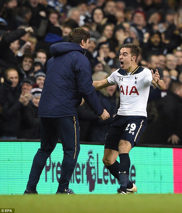 Mới 21 tuổi nhưng Harry Winks đã có những bước tiến đáng kể về chuyên môn