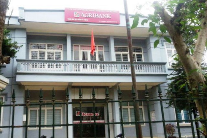 
Agribank Mường Lát, nơi ông Tuấn công tác trước khi mất tích cùng nhiều tỉ đồng vay của dân
