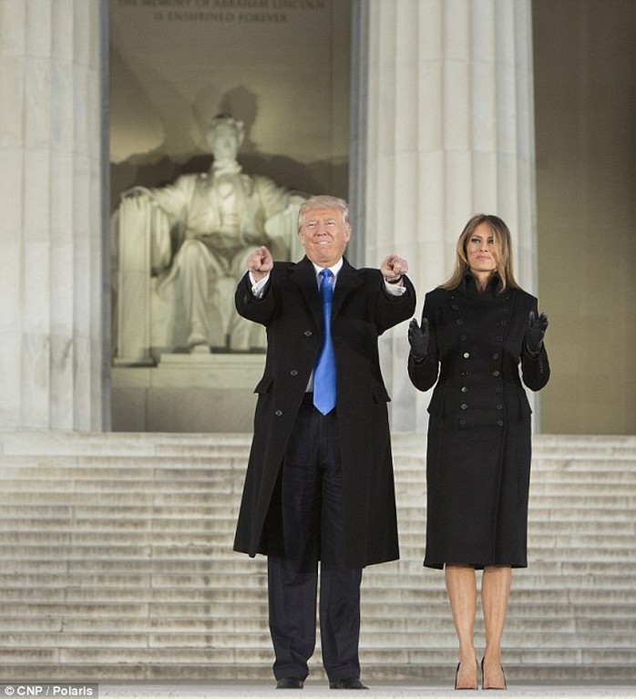 Ông Trump và vợ Melania. Ảnh: CNP