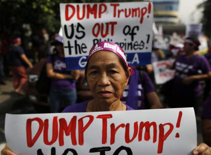 Biểu tình ở Philippines. Ảnh: EPA