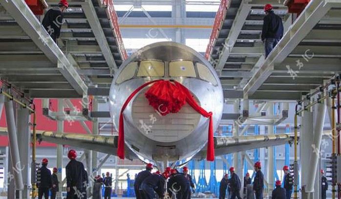 C919 có thể chở 156-168 hành khách và tầm bay xa 5.500 km. Ảnh: IMAGINE CHINA