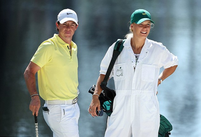 
Caroline Wozniacki đã tham gia cùng Rory McIlroy ở The Par 3 Contest
