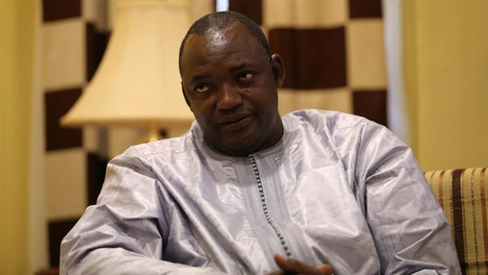 Thủ lĩnh phe đối lập Adama Barrow. Ảnh: Reuters