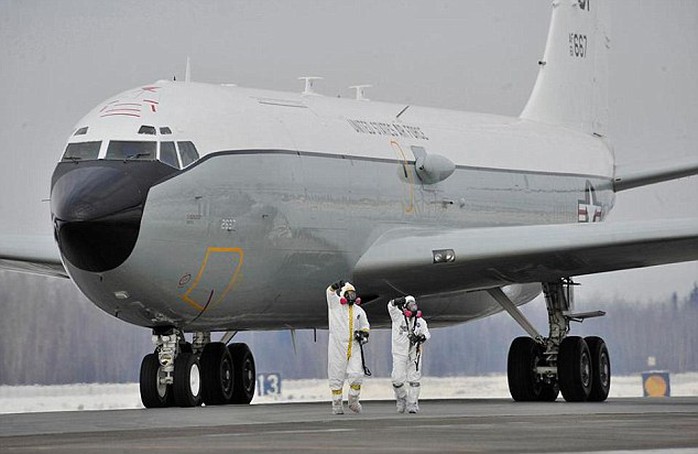 
Máy bay đánh hơi hạt nhân WC-135 Constant Phoenix. Ảnh: Daily Mail
