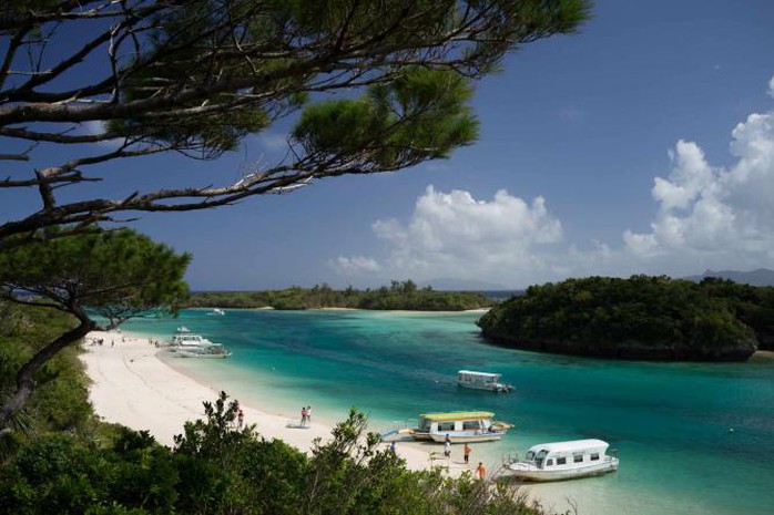 Vịnh Kabira, đảo Ishigaki. Ảnh: Nicholas Wang