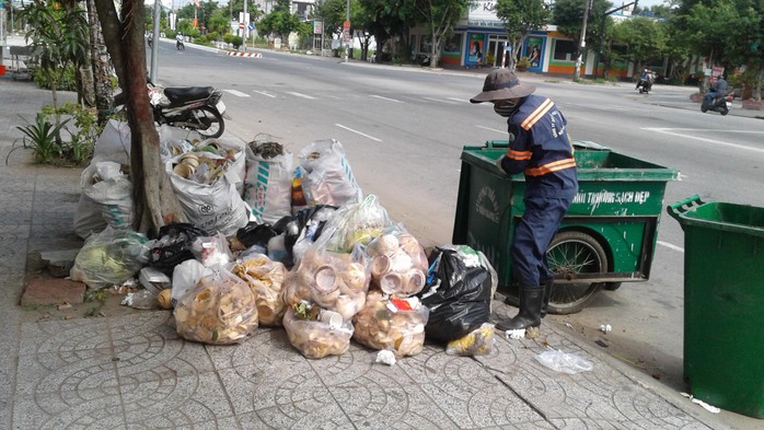 Những công nhân này đang đối mặt nguy cơ mất việc