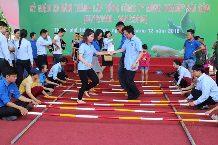 Sân chơi cho công nhân do Công đoàn Tổng Công ty Nông nghiệp Sài Gòn tổ chức