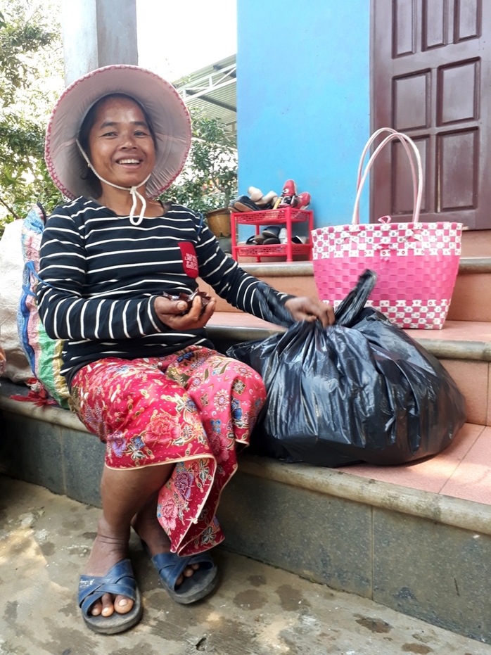 Chị Hồ Thị Khăm, dân tộc Lào kể về hành trình sinh lộc của mình