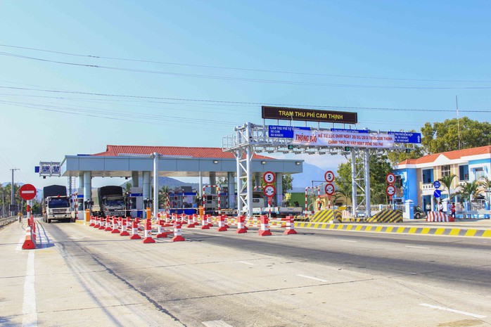 
Dự án mở rộng Quốc lộ 1 (đoạn qua tỉnh Khánh Hòa) được Kiểm toán Nhà nước kiến nghị giảm thời gian thu phí từ 22 năm 7 tháng 5 ngày còn 13 năm 1 tháng 12 ngày Ảnh: KỲ NAM
