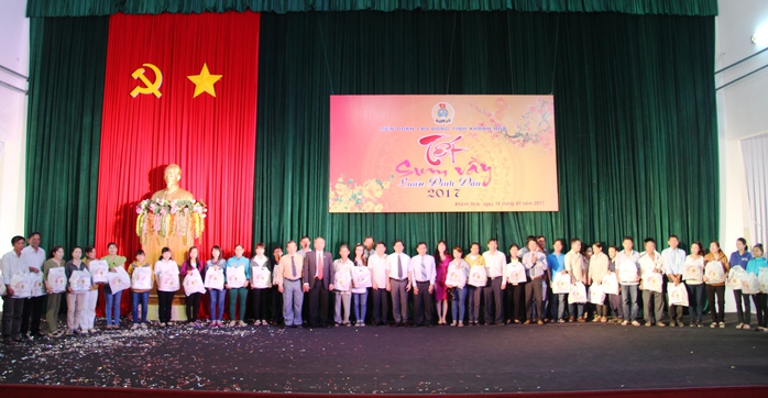 
Chương trình Tết sum vầy 2017 của LĐLĐ Khánh Hòa
