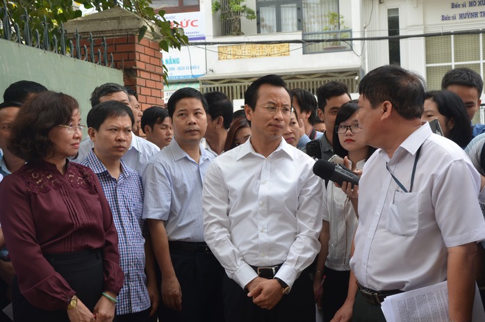 
Bí thư Xuân Anh chỉ đạo mở rộng Bệnh viện Đà Nẵng để tránh tình trạng quá tải như hiện nay
