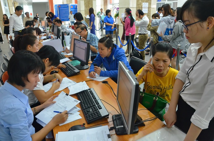 
Nhiều doanh nghiệp than phiền việc hoàn thuế còn khó khăn. Trong ảnh: Làm thủ tục quyết toán thuế ở Cục Thuế TP HCM Ảnh: Tấn Thạnh
