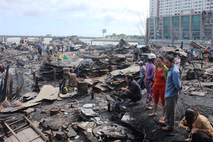 
Vụ hỏa hoạn đã thiêu rụi nhà cửa của hơn 70 hộ dân
