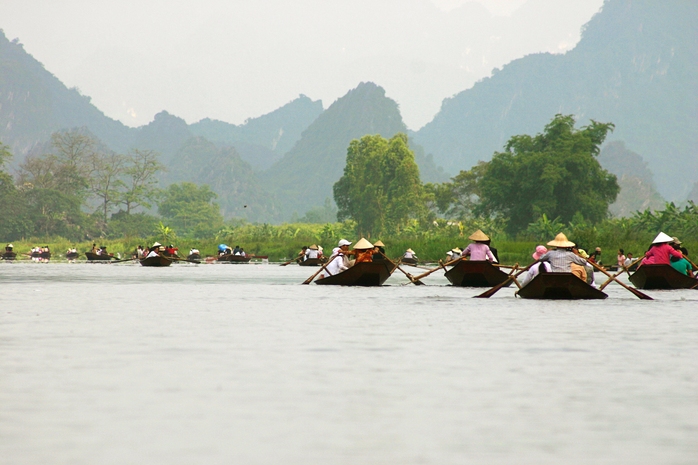 
Vãn cảnh Chùa Hương
