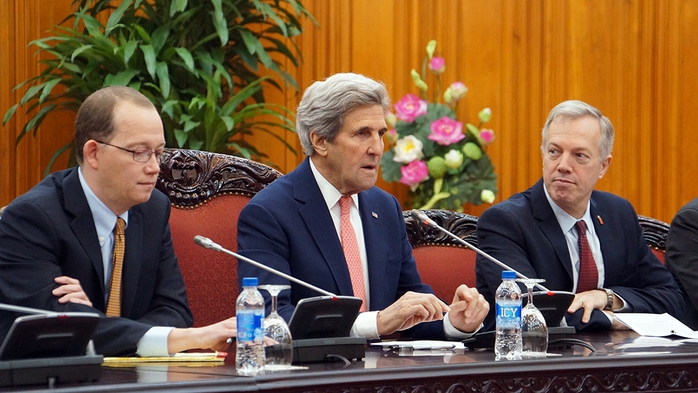 Đại sứ Mỹ tại Việt Nam Ted Osius cho rằng: Chừng nào còn thở, John Kerry còn tiếp tục đóng góp cho quan hệ Việt - Mỹ