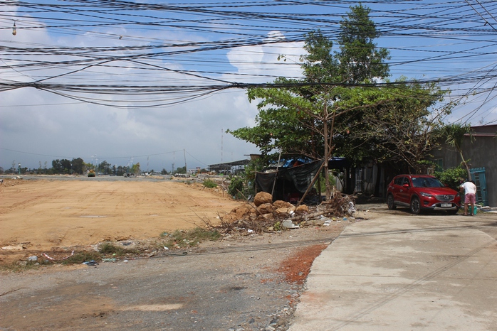 
Bốn dự án kinh doanh bất động sản xung quanh khu dân cư Đồng Muối 2 ép ngạt người dân

