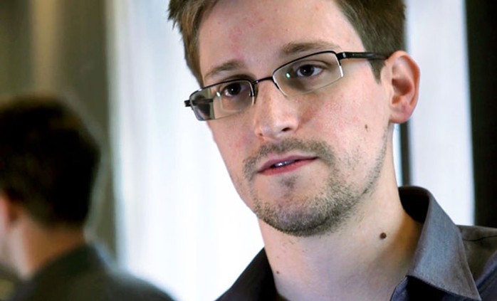 
Người thổi còi Edward Snowden. Ảnh: Reuters
