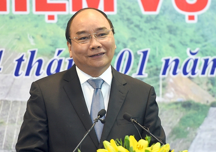 Thủ tướng Nguyễn Xuân Phúc phát biểu chỉ đạo một hội nghị tổng kết công tác năm 2016 và triển khai nhiệm vụ năm 2017 - Ảnh: Quang Hiếu