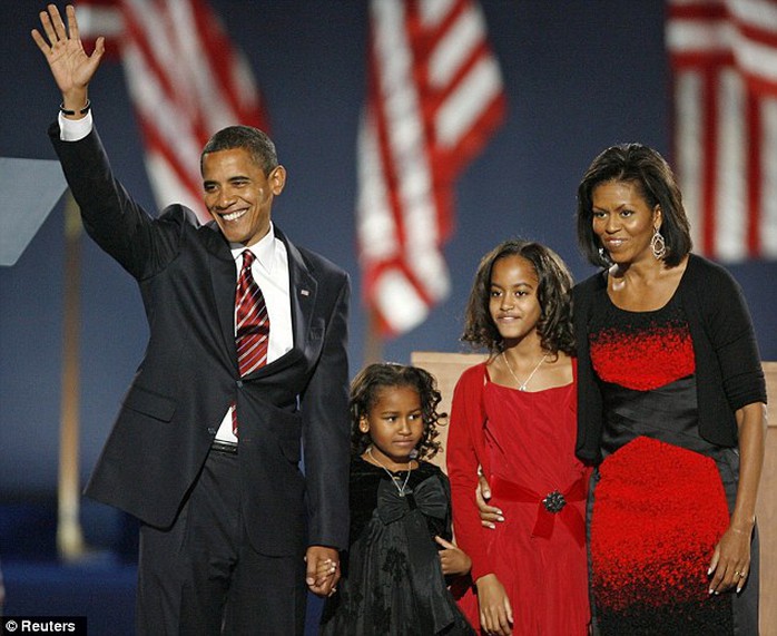 
Sasha 7 tuổi và Malia 10 tuổi khi ông Obama đắc cử tổng thống Mỹ năm 2008. Ảnh: Reuters
