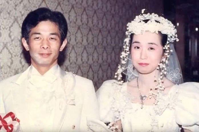 Ảnh cưới của vợ chồng ông Ông Otou Yumi Ảnh: YOUTUBE