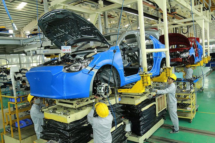 Xe sản xuất, lắp ráp trong nước giá thành đắt hơn 20% xe từ ASEAN. Ảnh: Chí Hiếu