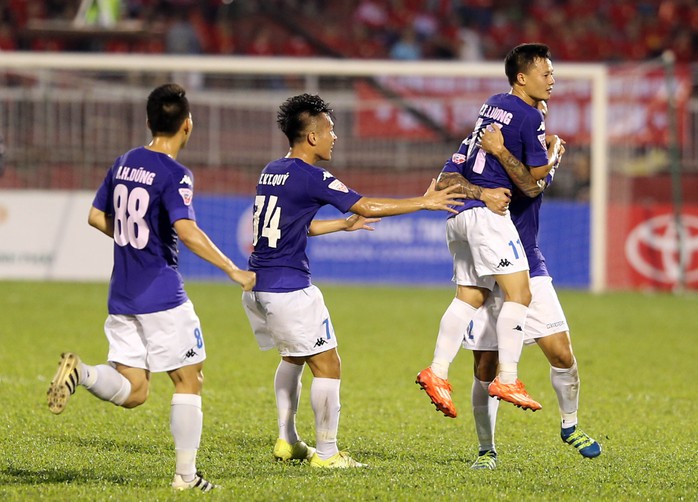 Thành Lương phải vắng mặt ở trận gặp Kitchee SC ở vòng sơ loại AFC Champions League