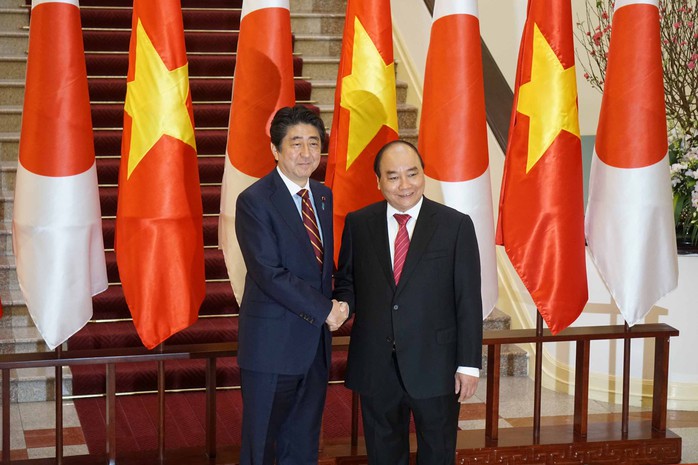 Thủ tướng Nguyễn Xuân Phúc đón tiếp Thủ tướng Nhật Bản Shinzo AbeẢnh: NAM THẮNG