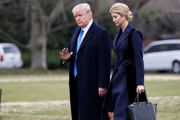 
Tổng thống Donald Trump cùng con gái Ivanka Ảnh: AP
