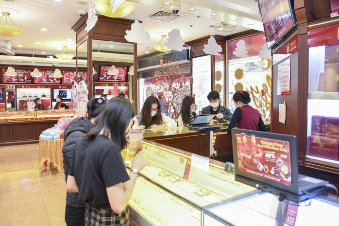 Sáng 6-4, giá vàng nhẫn trơn tại Bảo Tín Minh Châu giảm cả triệu đồng - Ảnh 1.