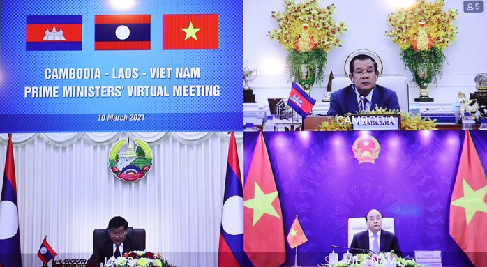 Việt Nam, Lào, Campuchia nhất trí tiếp tục tạo điều kiện thông quan thuận lợi qua các cửa khẩu - Ảnh 1.