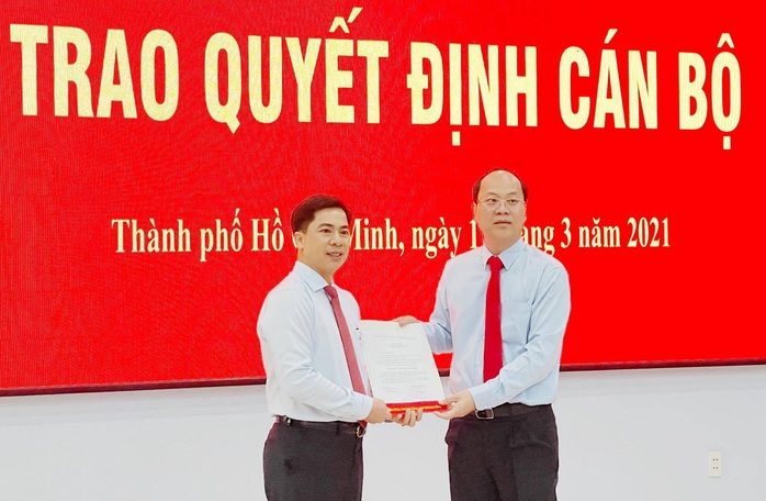 Ông Triệu Đỗ Hồng Phước giữ chức Chủ tịch UBND huyện Nhà Bè - Ảnh 1.