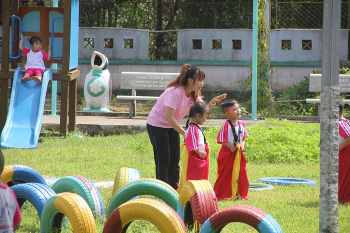 TP HCM ban hành quy định gỡ khó cho hàng loạt trường mầm non, phổ thông công lập - Ảnh 1.