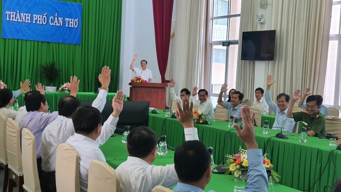 Giới thiệu Chủ tịch UBND TP Cần Thơ ứng cử đại biểu HĐND TP - Ảnh 2.