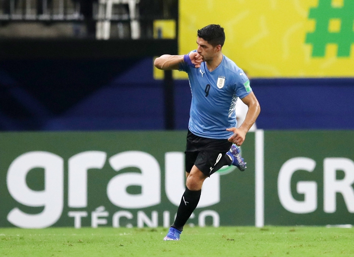Suarez so tài ghi bàn với Neymar, Uruguay thảm bại trước Brazil - Ảnh 5.