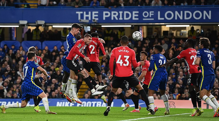 Người hùng Kepa đưa Chelsea thẳng tiến tứ kết League Cup - Ảnh 3.