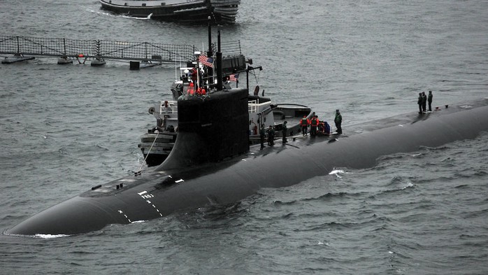 Kịch bản tệ nhất trong vụ tàu ngầm Mỹ va chạm ở biển Đông - Ảnh 1.