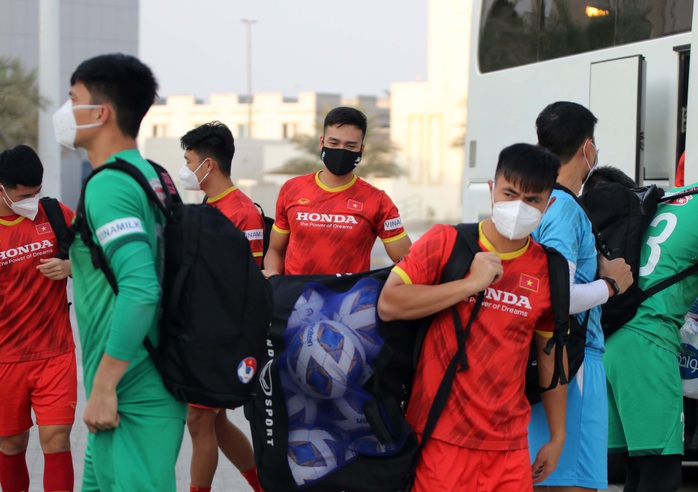 Đội tuyển Việt Nam có buổi tập cuối cùng tại UAE để chuẩn bị cho hành trình mới tại Oman - Ảnh 2.