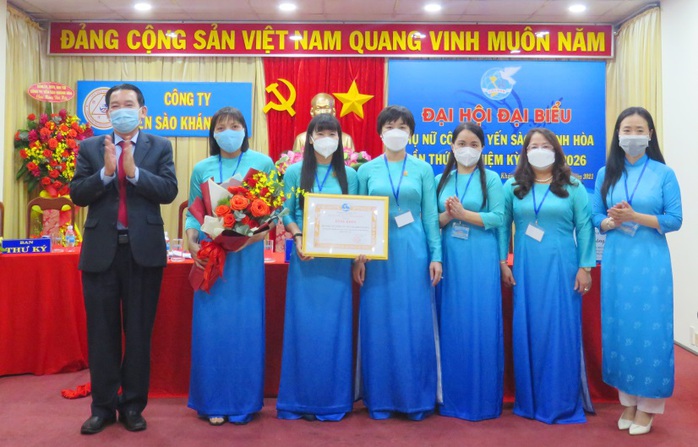 Hội Phụ nữ Công ty Yến sào Khánh Hòa: Hỗ trợ phụ nữ phát triển toàn diện - Ảnh 1. Hội Phụ nữ Công ty Yến sào Khánh Hòa: Hỗ trợ phụ nữ phát triển toàn diện - Ảnh 1.