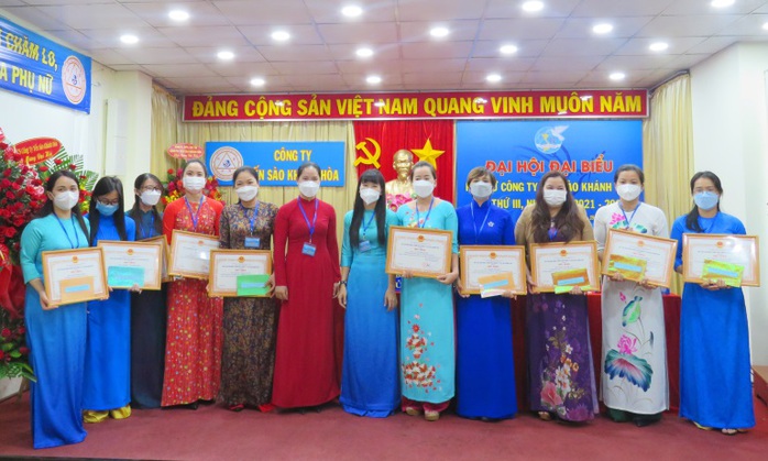 Hội Phụ nữ Công ty Yến sào Khánh Hòa: Hỗ trợ phụ nữ phát triển toàn diện - Ảnh 2. Hội Phụ nữ Công ty Yến sào Khánh Hòa: Hỗ trợ phụ nữ phát triển toàn diện - Ảnh 2.