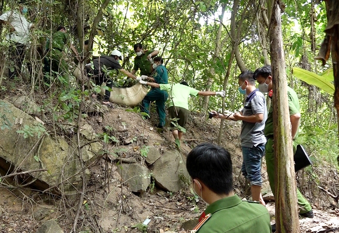 Lời khai của yêu râu xanh sát hại bé gái 12 tuổi trên núi Két - Ảnh 1.